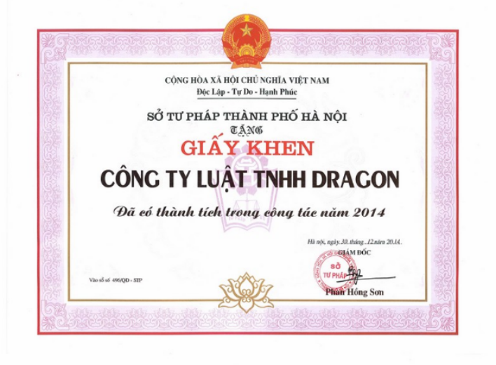Hanoi Department of Justice award Merit Certificate to Dragon Law Co. Ltd which has the best achievements in 2014.